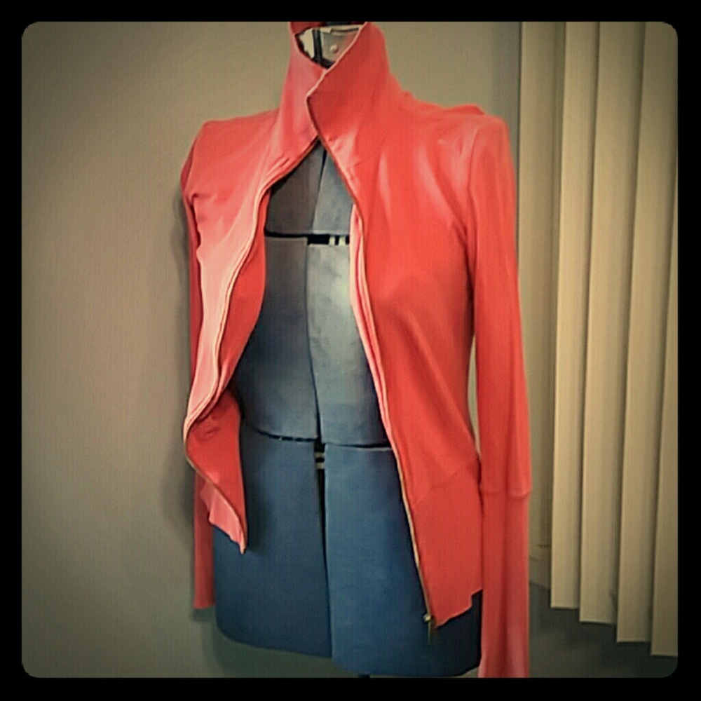 Beautiful coral Puma extra long sleeve lightweight